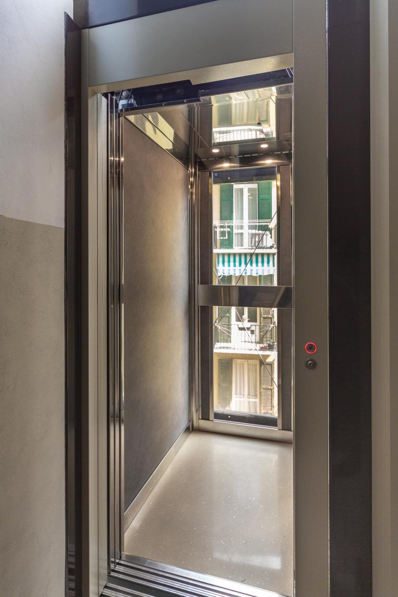 Studio Suite Navigli Bocconi In The Heart Of 밀라노 외부 사진